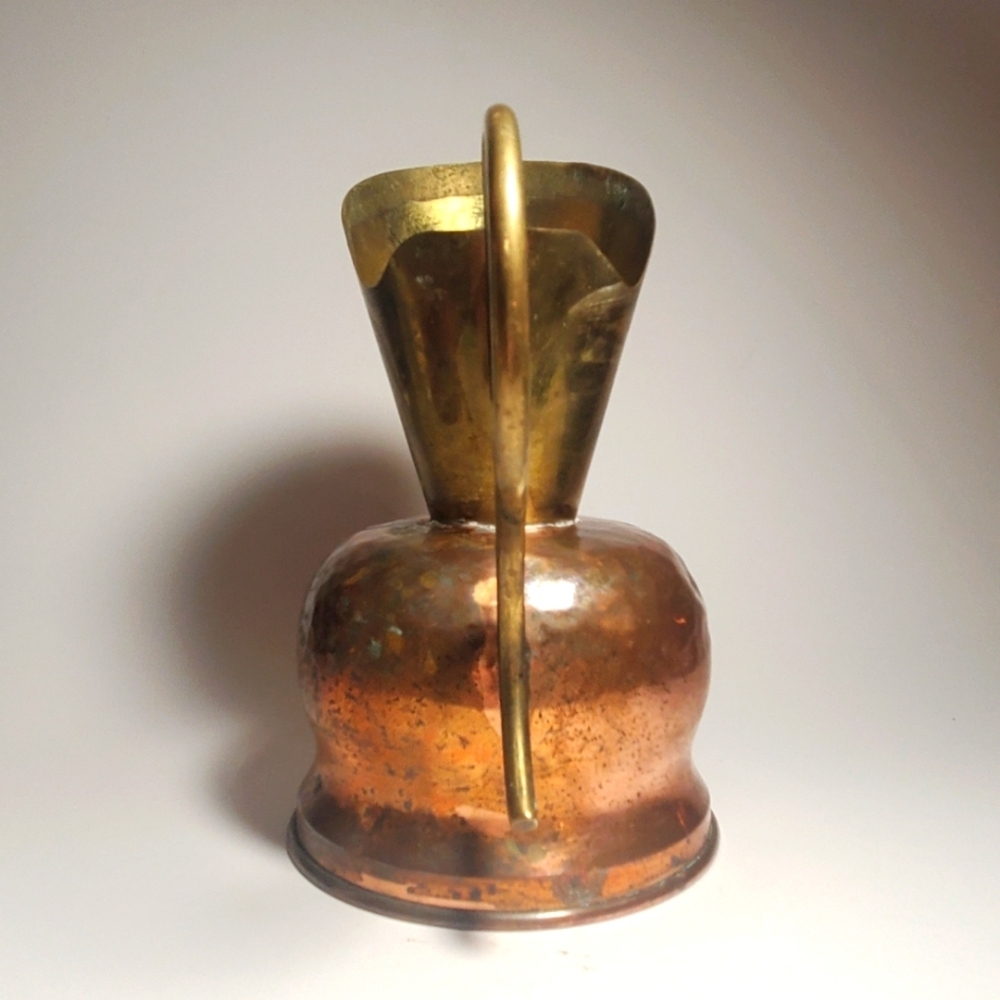 ANTIQUE Copper Pitcher Jug with Brass Accents & Petina Farmhouse Style - Picture 3 of 9